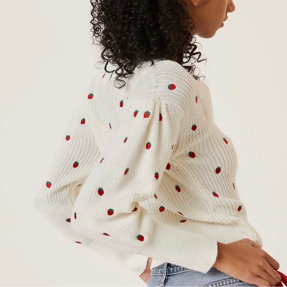 Anthropologie Maeve Embroidered Strawberry Top XS - Picture 2 of 3